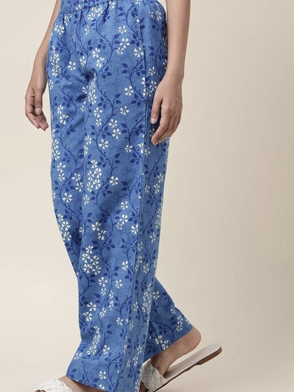 Love Glam Girl. Terra Paperbag Woven Pant